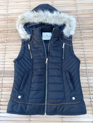 Colete puffer feminina capuz com pêlos, Tam GG modelagem pequena veste M,novo