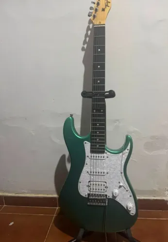 Guitarra Tagima TW-520 HSS