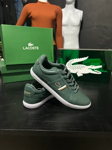 Sapatênis Lacoste tamanho 39