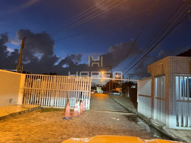 Casa no condomínio São Carlos / 4 quartos / Serraria