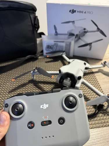 VENDO DRONE DJI MINI 4 PRO IMPECÁVEL