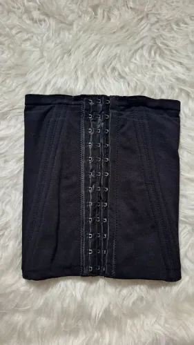 Corset modelador Plié com barbatana e tecido duplo