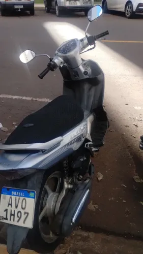 Yamaha Neo automática