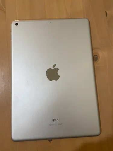 iPad 9ª Geração 64GB Wi-Fi - Prata
