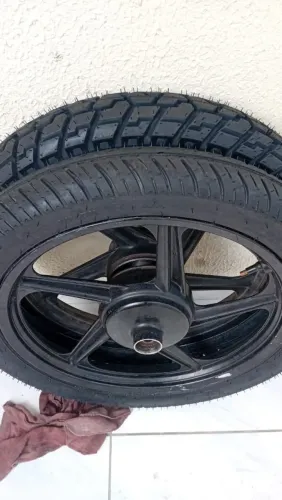 Rodas e Pneus