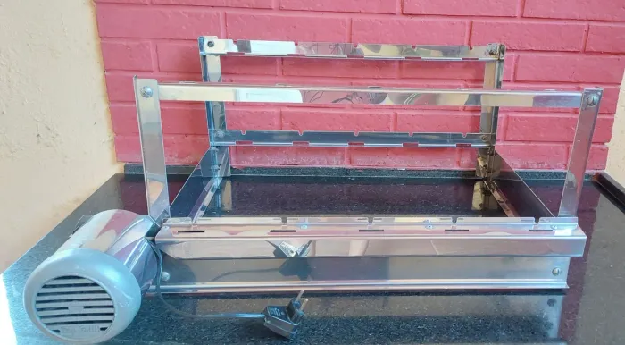 Churrasqueira rotativa para 5 espeto grill