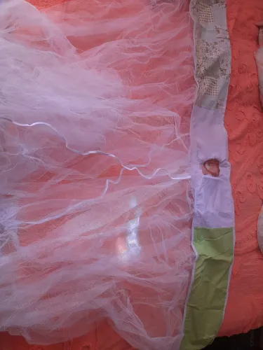 Mosquiteiro para berço americano. 