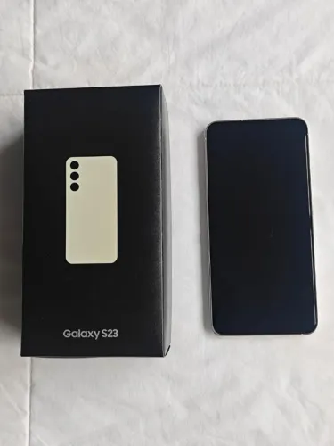 Samsung Galaxy S23 5G - 512GB - Estado de novo