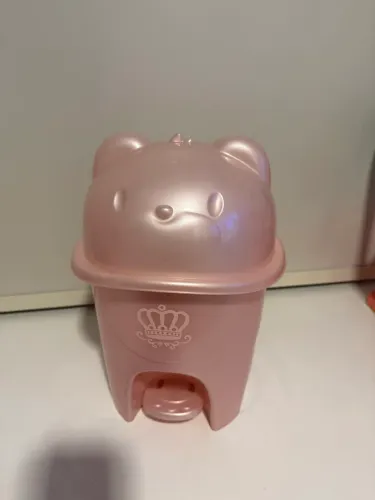 Roupas e utensílios de bebê