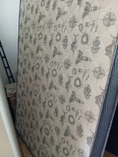Vendo ou troco colchão de casal