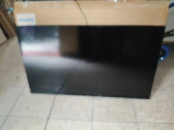 Televisão Philips 43 polegadas Fhd, Nova na caixa