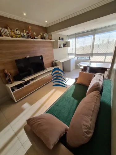 GARIBALDI PRIME - Duas suites , 68 m², fino acabamento, 02 vagas de garagem. PORTEIRA FECH