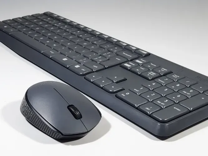 Teclado e Mouse Wireless Logitech MK232 (Impecável)