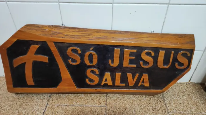 Madeira para artesanato/ reaproveitamento - Ler anúncio