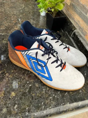 Chuteira Futsal Umbro