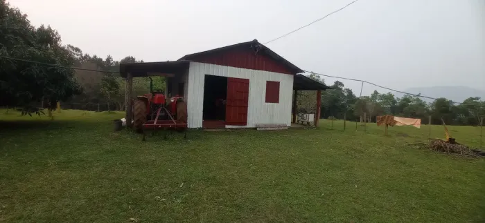 Sítio 1 Hectare em Rolante RS Casa Galpão Açude Potreiro Frutíferas 