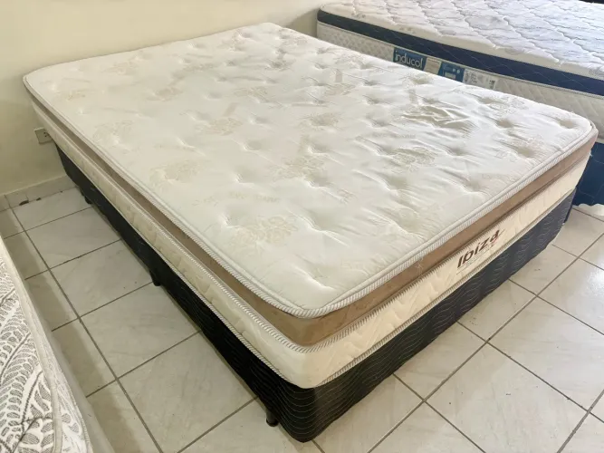 Cama box de casal , cama de casal, cama box