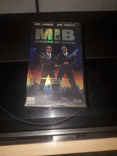 Fita vhs MIb homens de preto legendado