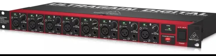 ADA Behringer 8200