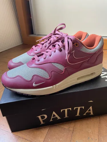 Tênis Nike x Patta Air Max 1 - Tam.44
