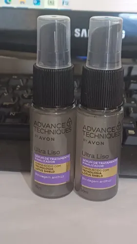 Óleo serum tratamento finalizador p/ cabelos Ultra Liso 30ml novo por R$ 18,00 cada
