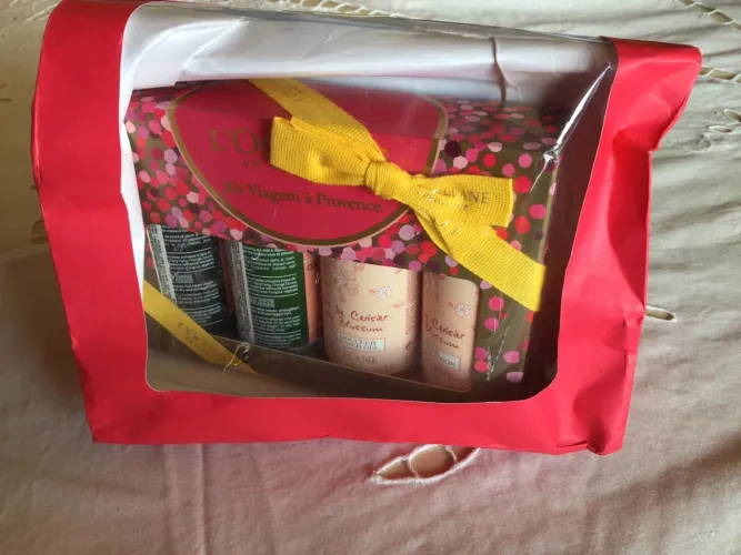 Kit Viagem L'Occitane en Provence - Cerisier Blossom