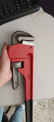 Chave de Grifo Fertak Tools l 24"