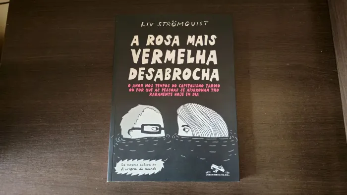 A Rosa Mais Vermelha Desabrocha - HQ Quadrinhos na Cia