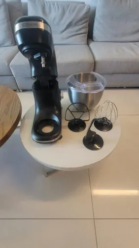 Black Decker Batedeira Planetária Orbitale, 8 velocidades, 5 Litros, Batedor em Inox