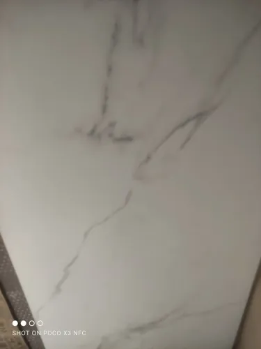 Porcelanato Eliane 1,20x0.60 branco com veios cinza 