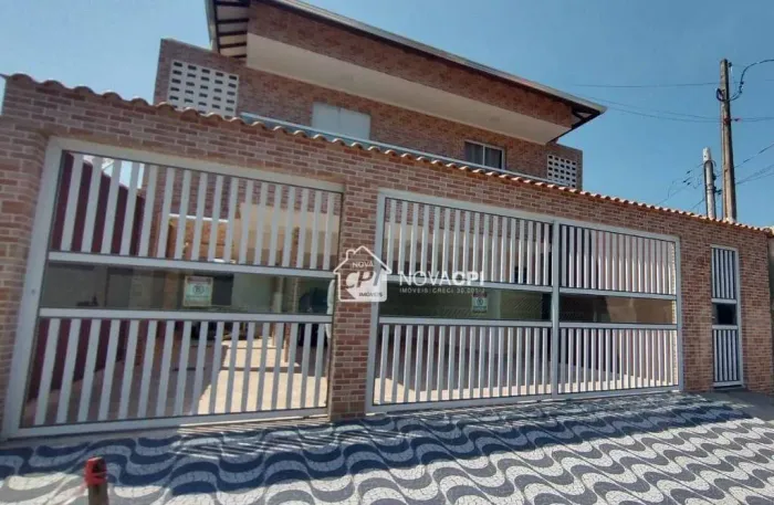 Sobrado de condomínio à venda em Praia Grande