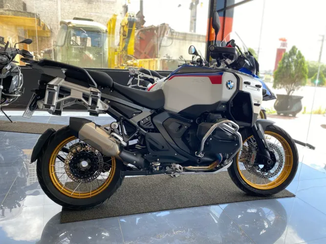 Bmw R1300GSA Trophy 2025
