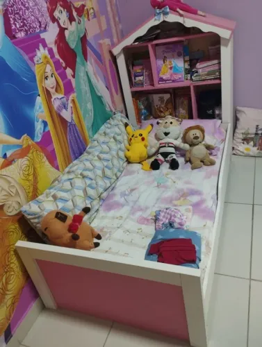 Linda cama infantil para Meninas