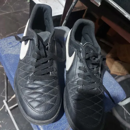 Chuteira original Nike n° 38 importada rara