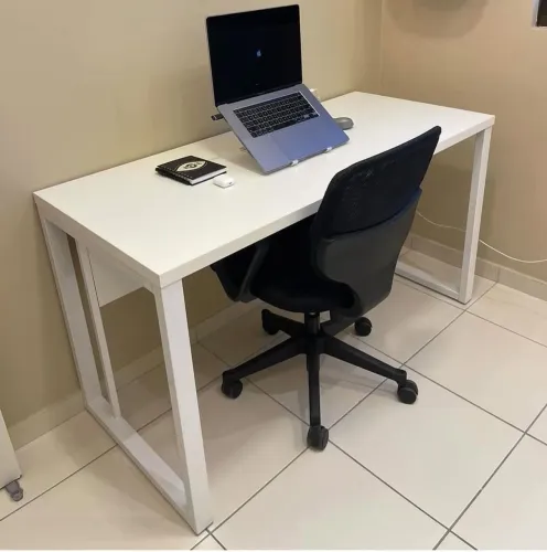 Mesas para escritório ( nova ) mdf e metalon