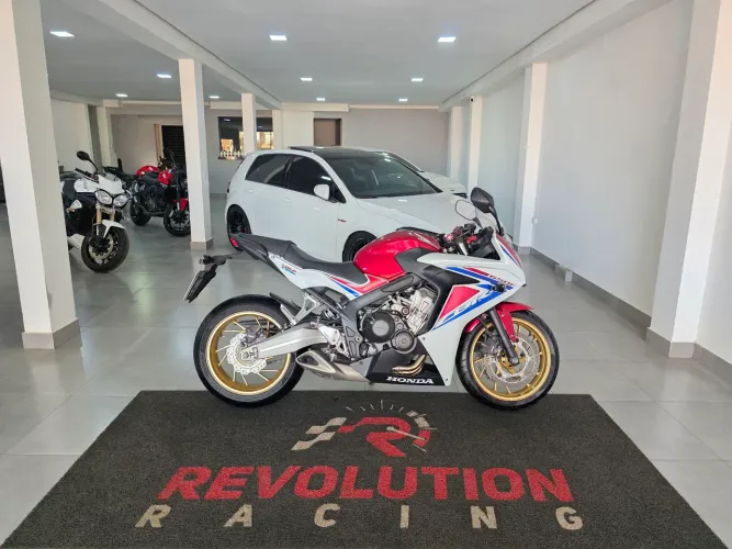 Honda CBR 650F 2017 ABS Hollywood Tricolor 18.224Km Rodados
