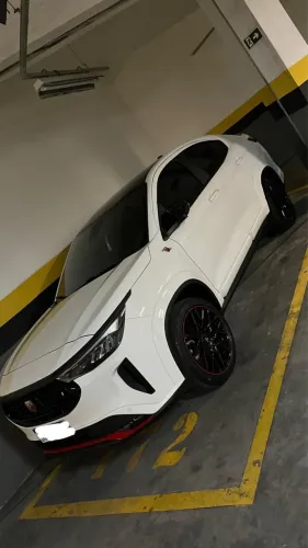 Fiat fastback novo 7 km apenas 