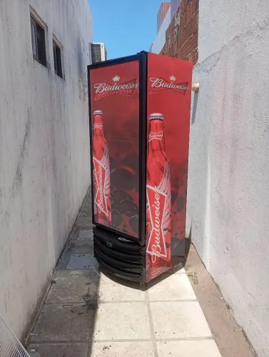 vende-se expositor dupla função 