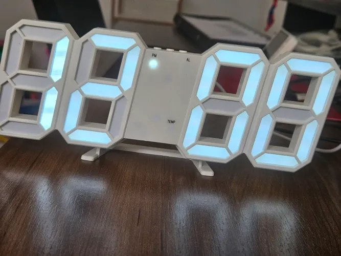 Relógio digital LED - com sensor de temperatura