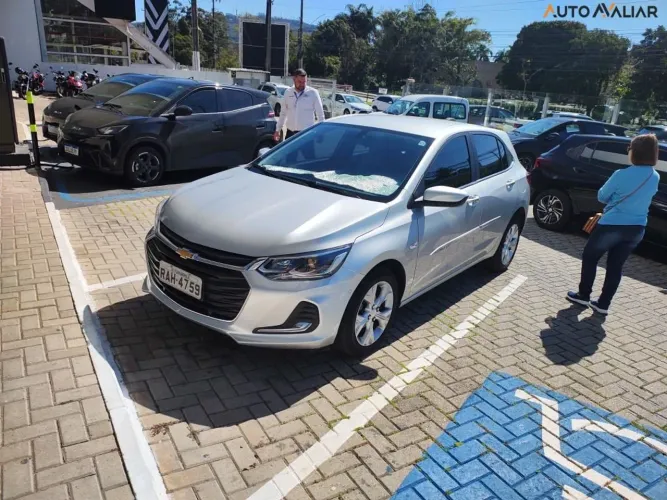 *UNICO* Onix Hatch Premier 1.0 12V TB Flex Aut. 4P 2020