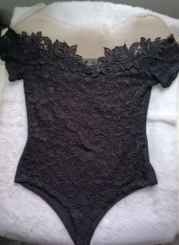 Body tule 