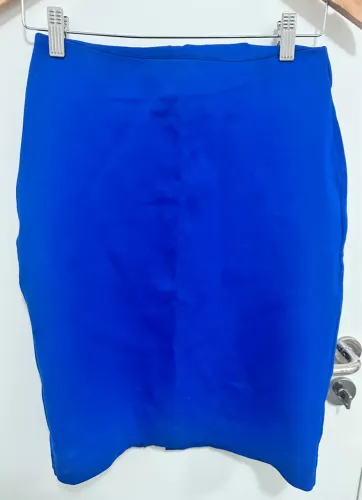 Saia modelo lápis