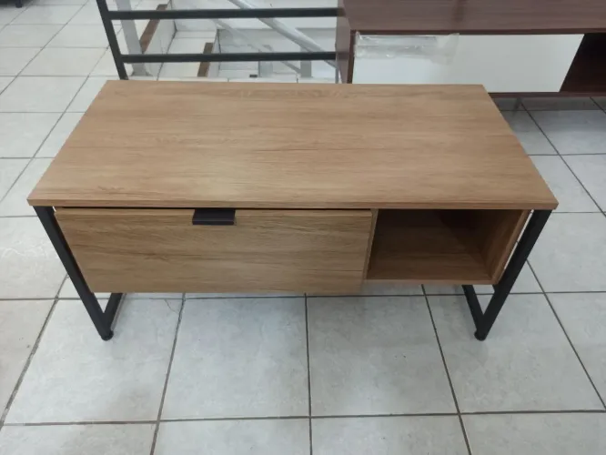 Mesa de centro estilo industrial 