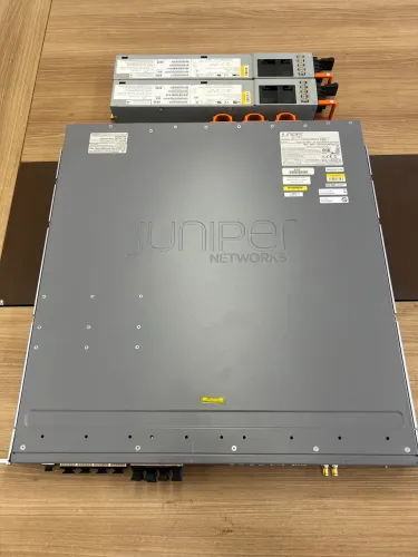 Roteador de Borda Juniper MX204 DC
