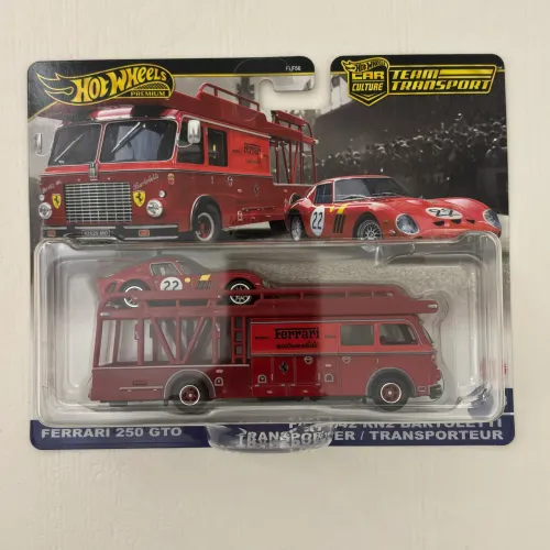 Hot Wheels Team Transport Ferrari