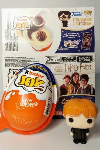 Miniatura Funko Kinder Joy Harry Potter - Rony
