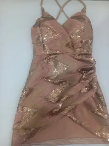 Vestido tubinho Rose Gold lantejoulas