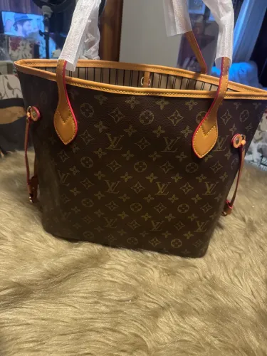 Bolsa Louis Vuitton Neverfull linha premium 
