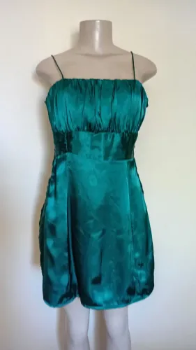 Vestido verde de alça para festa ou formatura tam m