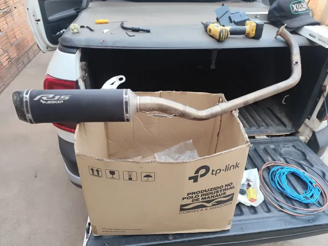 Escap da moto R15 jeskap